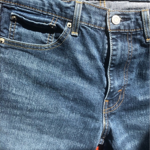 Levi’s  513 Slim Straight 30/30 Medium Wash Jeans - Picture 7 of 10